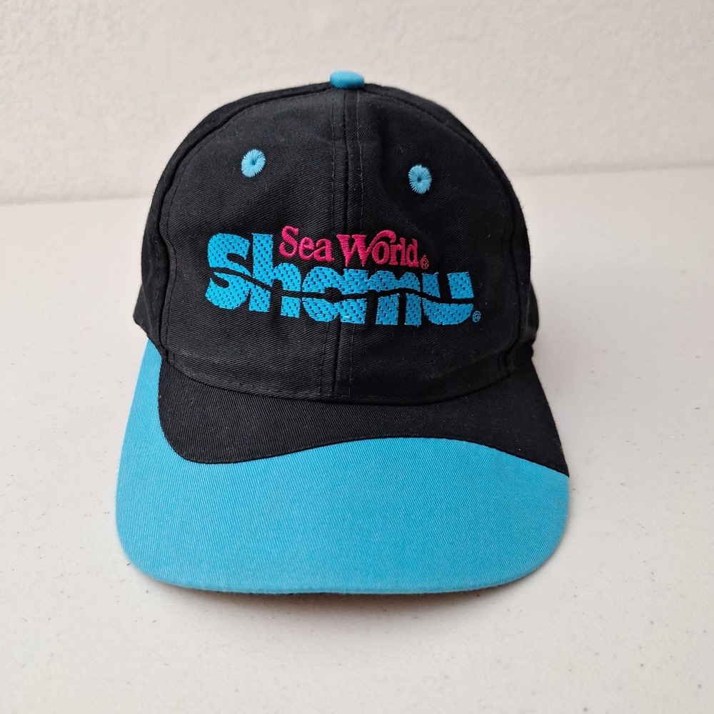 RARE Vintage 90s Sea World SHAMU Hat Embroidered Logo Athletic SnapBack Taiwan